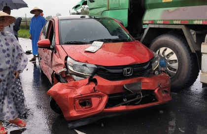 Ảnh TNGT: Khuất tầm nhìn